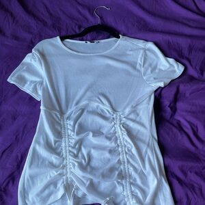 AUW White Ruched Short Sleeve Tee